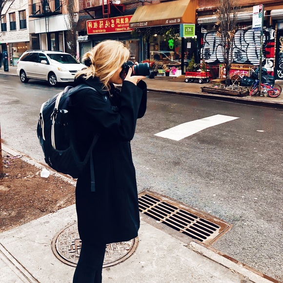 Meet your Posher, Madison - Picture 4 of 6